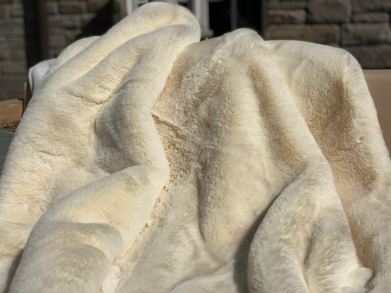 Experience luxury with ONE Preevay's Rabbit Faux Fur Throw. Inspired by Fernando Botero, crafted from Ultra Premium Rabbit Faux Fur. 800 gsm, 50x60 inches in Casual Khaki. Hypoallergenic and elegant.">
