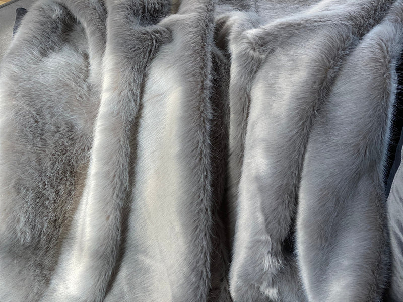  Elevate your space with One Preevay's Breakfast at Tiffany's Inspired Sable Faux Fur Throw - ultra-soft, 950gsm, silver gray, and 50x60 inches. Timeless elegance meets comfort in One Preevay's Breakfast at Tiffany's Inspired