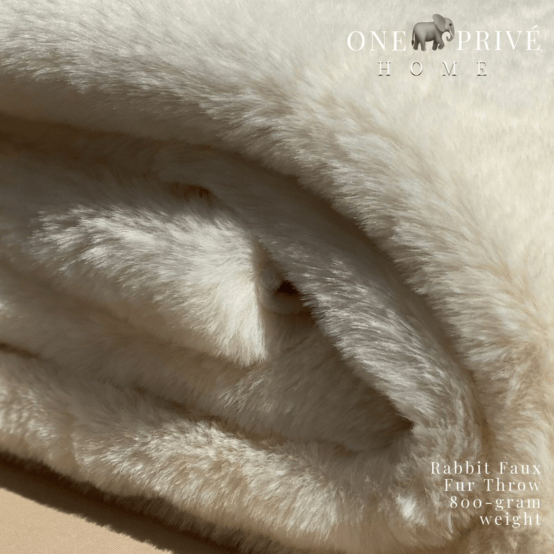Experience luxury with ONE Preevay's Rabbit Faux Fur Throw. Inspired by Fernando Botero, crafted from Ultra Premium Rabbit Faux Fur. 800 gsm, 50x60in Casual Khaki. Hypoallergenic and elegant