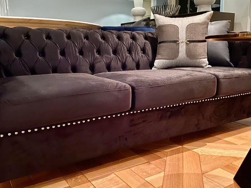 Gatsby Life Tufted Velvet Sofa | Set upon Petite Beechwood legs