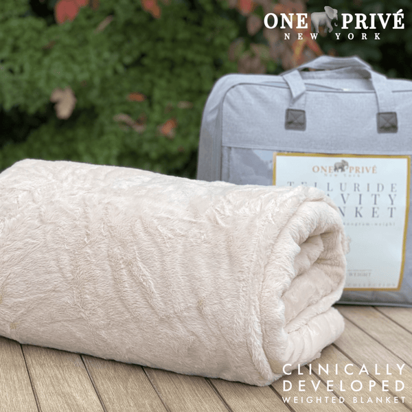 World's First Weighted Double Sided Faux Rabbit Fur Blanket | Botero Collection | Queen (60x80) 20 lbs